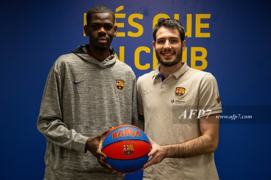 BASKET - ALEX ABRINES - MEETING WITH CAPTAINS OF FC BARCELONA