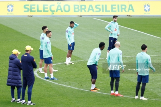FOOTBALL - BRAZIL TEAM - TRAINING SESSION