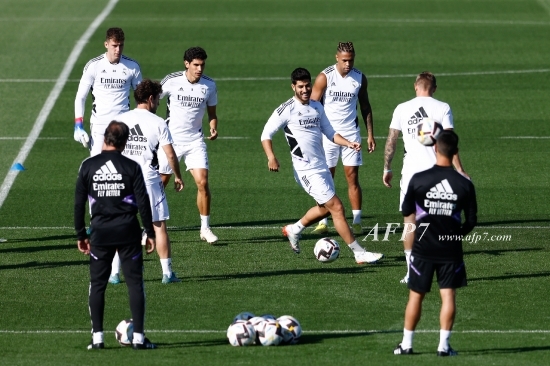 FOOTBALL - LA LIGA - REAL MADRID TRAINING SESSION